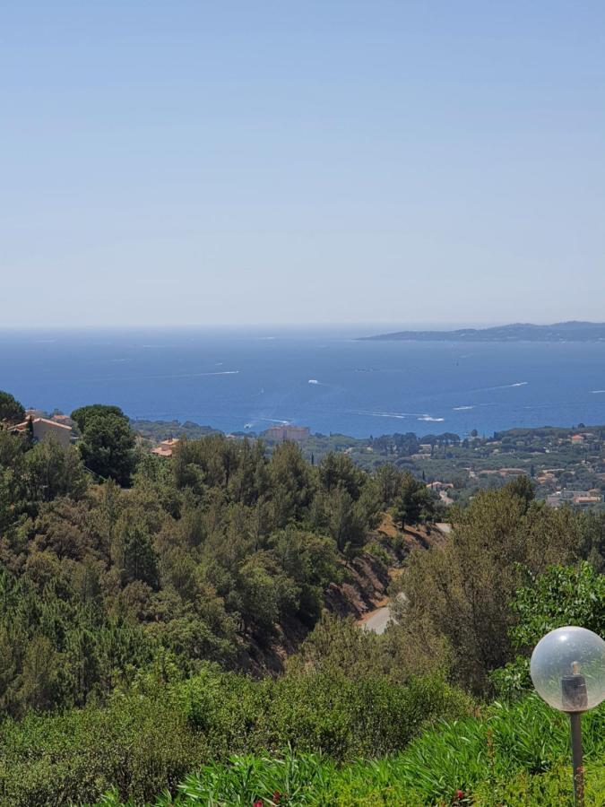 Appartement Vue Mer Golfe De Saint-Tropez Les Issambres Exterior foto