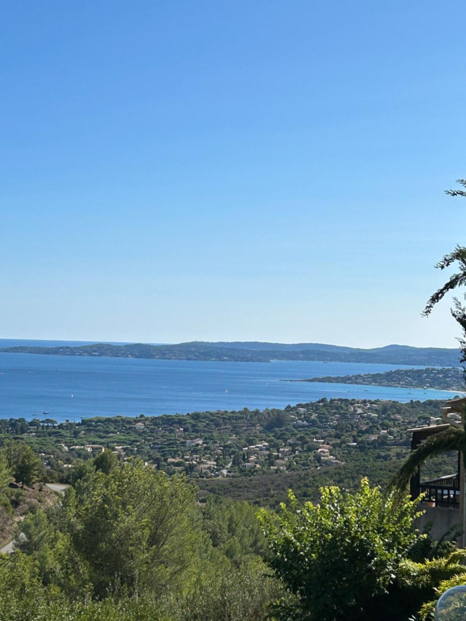 Appartement Vue Mer Golfe De Saint-Tropez Les Issambres Exterior foto